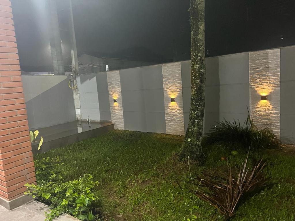 Casa Para Alugar Em Bertioga - Piscina, Wifi E Churrasqueira 外观 照片